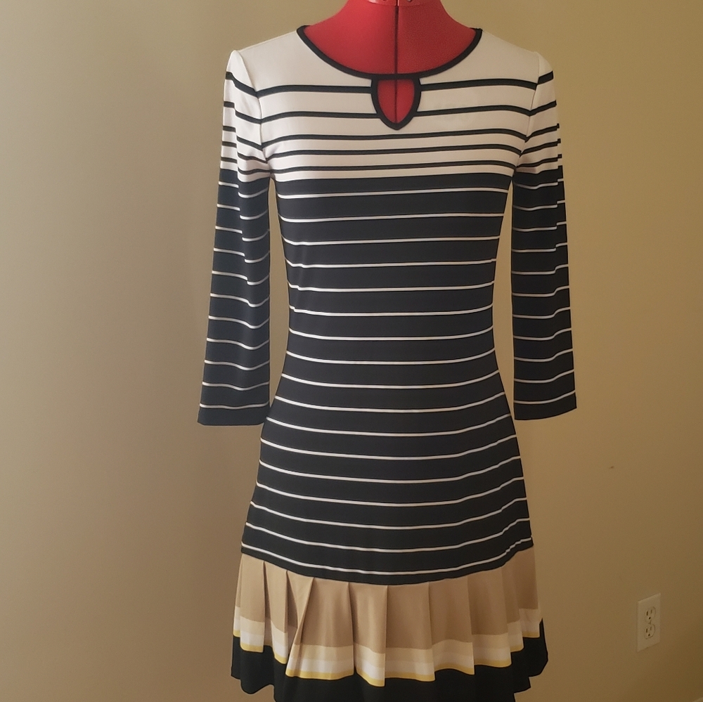 Mini dress